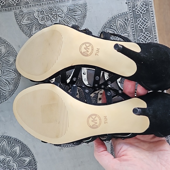 NEW Michael Kors black strappy heels with subtle rhinestones. Size 7.5 nwot - Picture 7 of 8